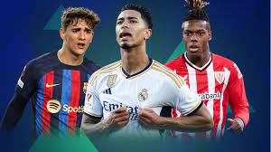 桑普多利亚正为意乙保级而战，费拉里斯球场依然激情满满.